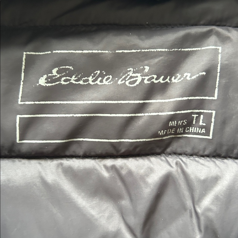 Eddie Bauer Men's Dark Puffer Jacket 2 front zip pockets Size Tall Large - Picture 3 of 4